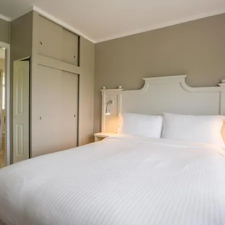 فندق مبيت وإفطار Lios Na Manach Eco Woodford (Kerry)